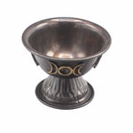 Coppa decorativa con simbolo della Triplice Dea, ideale per pratiche spirituali.