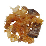 Pezzetti di resina ambrata chiara e scura.
