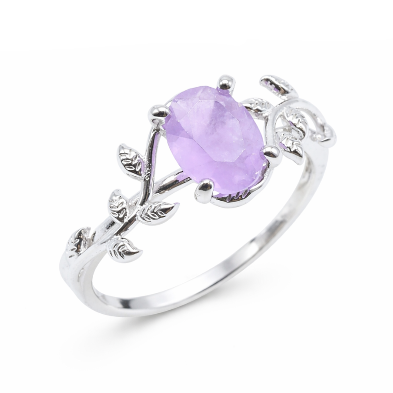 Anello “Sussurro di Alloro” in Argento 925 con Ametista – Placcato Platino