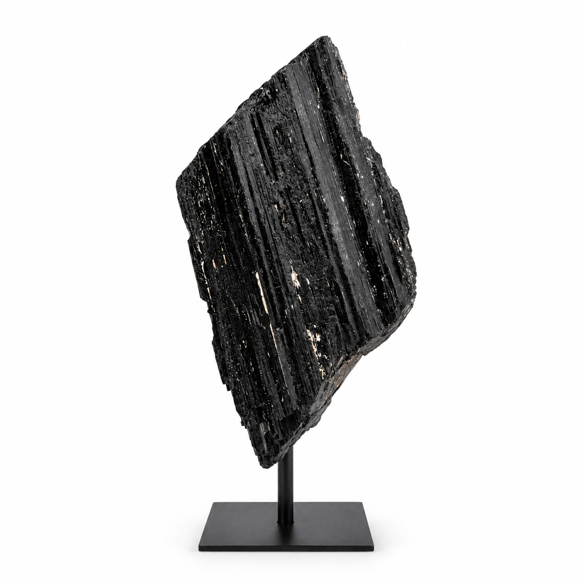 Tormalina Nera Grezza su Supporto 1,680 kg – Pezzo Unico